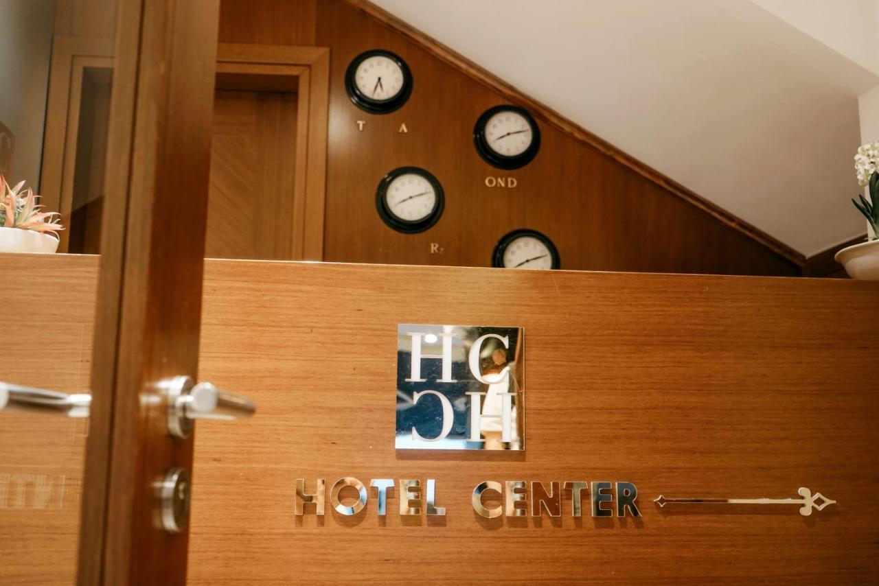 Center Hotel Gjirokastër Buitenkant foto