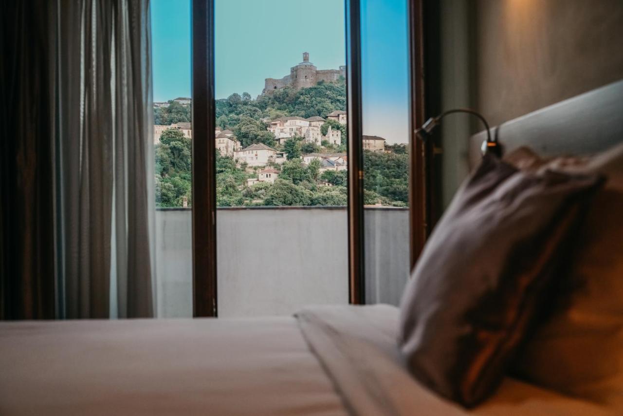Center Hotel Gjirokastër Buitenkant foto